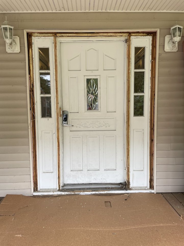 Front door replacement — before project view
